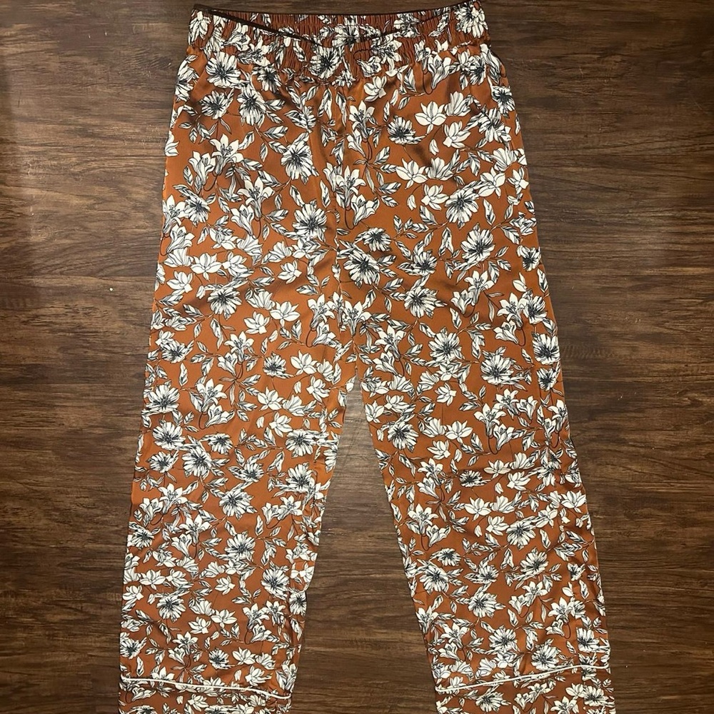 La Linge x Target Floral Print Satin Pants - Picture 2 of 4